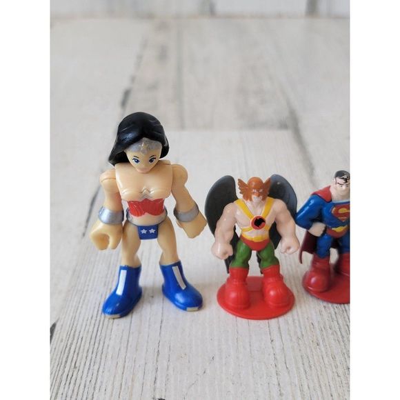 DC Comics Wonder Woman flash Green Lantern Superman Hawkman toy figure playset - Picture 2 of 13
